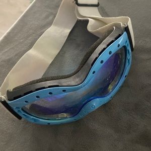 Blue kids’ ski goggles polarized lenses